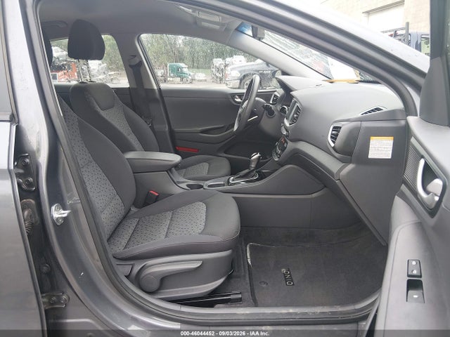 2018 Hyundai Ioniq Hybrid Blue მანქანა იყიდება აუქციონზე, vin: KMHC65LC7JU100987, აუქციონის ნომერი: 46044452