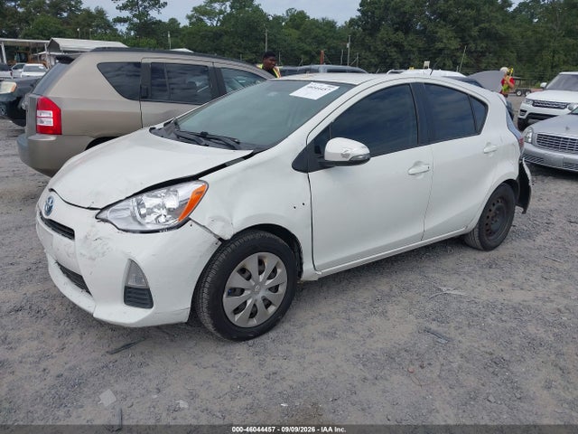 Продажа на аукционе авто 2014 Toyota Prius C Two, vin: JTDKDTB33E1079364, номер лота: 46044457