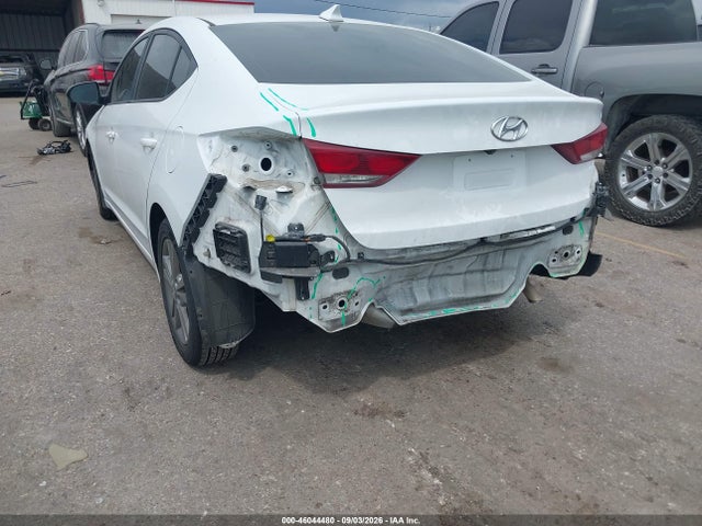 46044480 :رقم المزاد ، 5NPD84LF4JH365707 vin ، 2018 Hyundai Elantra Value Edition مزاد بيع