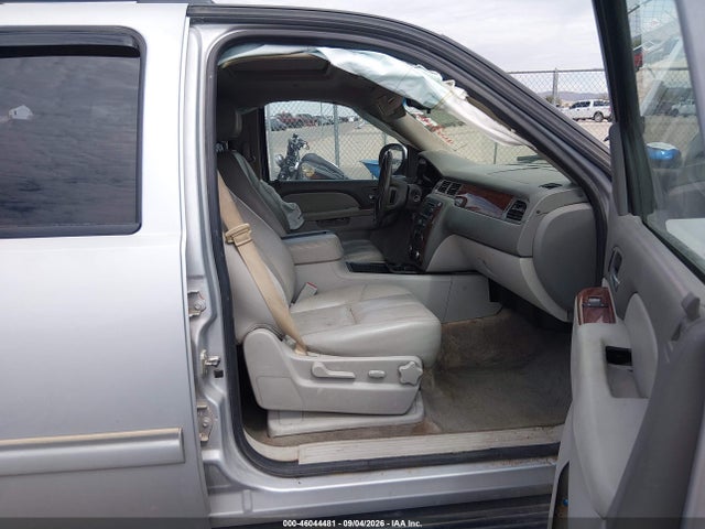 Aukcja sprzedaży 2013 Chevrolet Suburban 1500 Lt, vin: 1GNSCJE07DR368246, numer aukcji: 46044481