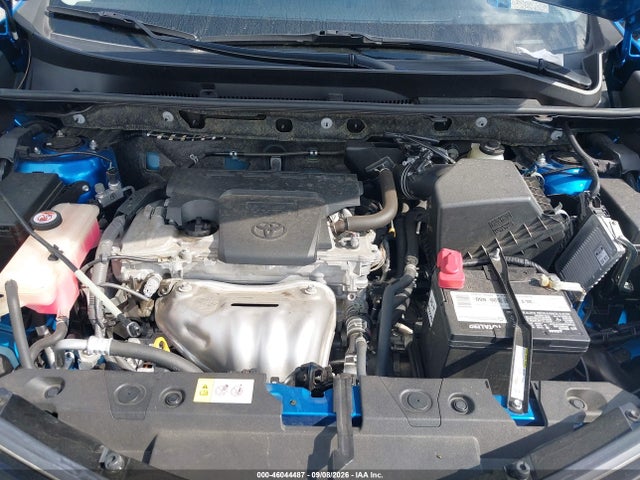 Toyota Rav4 Xle 2018 JTMRFREV0JJ203500 Image 10