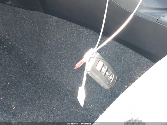 Toyota Rav4 Xle 2018 JTMRFREV0JJ203500 Image 11