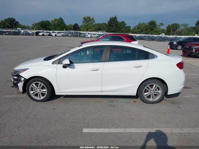 Chevrolet Cruze Lt Auto 2018 1G1BE5SM9J7111803 Image 14