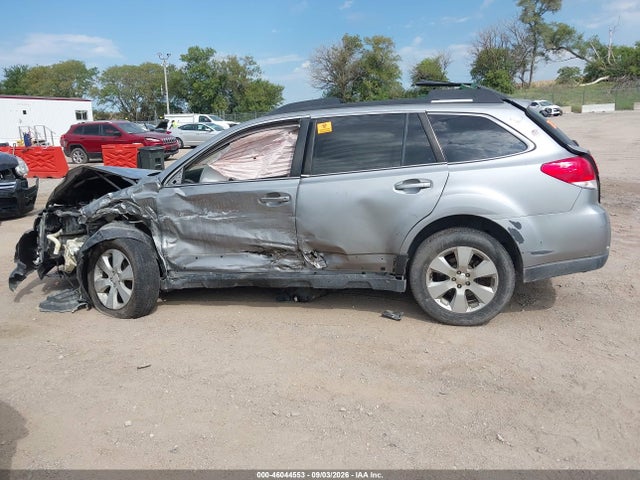 46044553 :رقم المزاد ، 4S4BRCBC7B3353100 vin ، 2011 Subaru Outback 2.5i Premium مزاد بيع