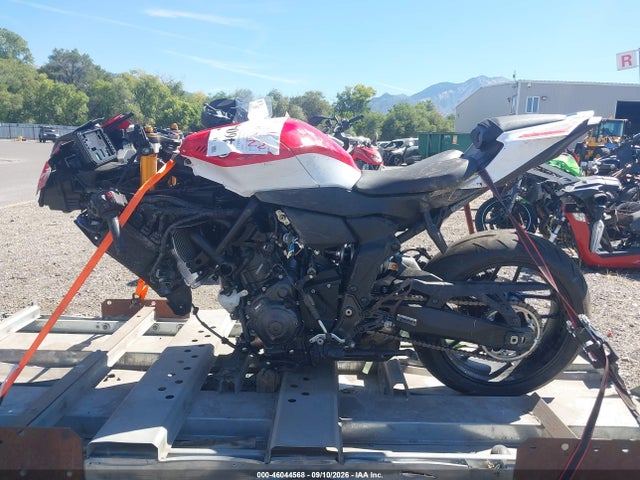 Yamaha Yzfr7 2026 JYARM60E2TA004250 Image 14