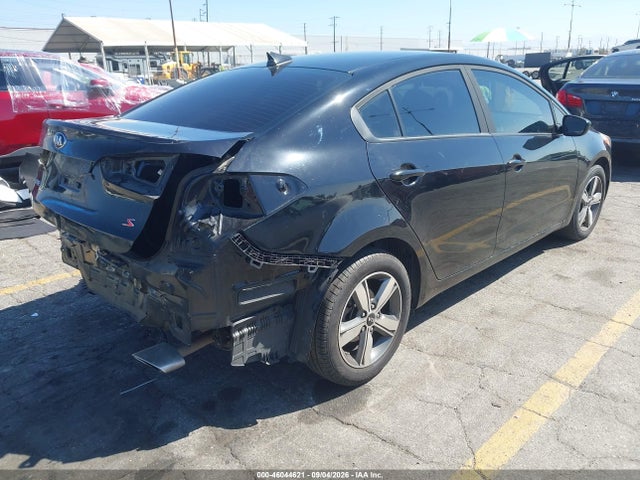 46044621 :رقم المزاد ، 3KPFL4A75JE253599 vin ، 2018 Kia Forte S مزاد بيع