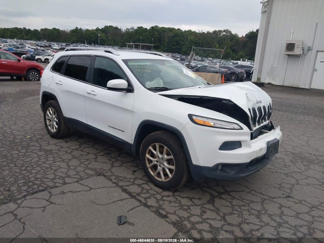 46044630 :رقم المزاد ، 1C4PJMCS1EW151885 vin ، 2014 Jeep Cherokee Latitude مزاد بيع