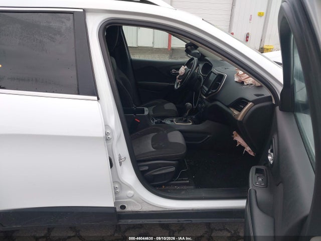 46044630 :رقم المزاد ، 1C4PJMCS1EW151885 vin ، 2014 Jeep Cherokee Latitude مزاد بيع