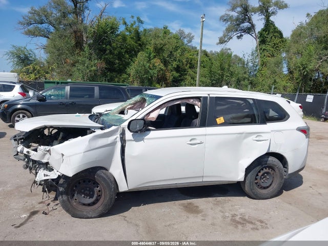 Aukcja sprzedaży 2014 Mitsubishi Outlander Es, vin: JA4AD2A3XEZ013803, numer aukcji: 46044637