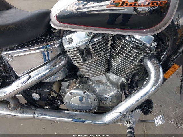 2000 Honda Vt1100 C მანქანა იყიდება აუქციონზე, vin: 1HFSC1803YA400379, აუქციონის ნომერი: 46044667