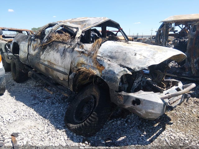Aukcja sprzedaży 2004 Gmc Sierra 1500 Sle, vin: 2GTEK19T041224642, numer aukcji: 46044746