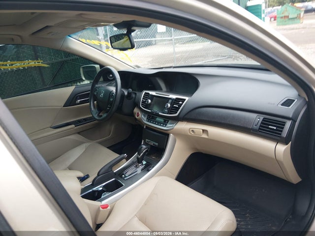 Продажа на аукционе авто 2015 Honda Accord Hybrid Ex-l, vin: 1HGCR6F52FA001227, номер лота: 46044804