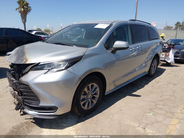 Aukcja sprzedaży 2021 Toyota Sienna Le, vin: 5TDKRKEC2MS068946, numer aukcji: 46044824