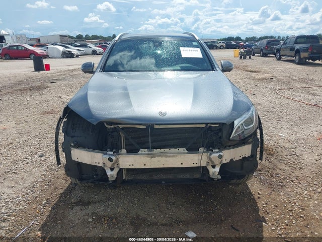 46044908 :رقم المزاد ، WDC0G4JB4JV087953 vin ، 2018 Mercedes-benz Glc 300 مزاد بيع