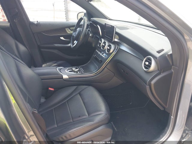 46044908 :رقم المزاد ، WDC0G4JB4JV087953 vin ، 2018 Mercedes-benz Glc 300 مزاد بيع