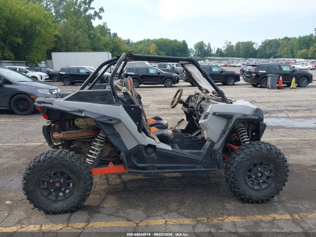 Продаж на аукціоні авто 2018 Polaris Rzr Xp Turbo Eps, vin: 3NSVDE92XJF946779, номер лоту: 46044918