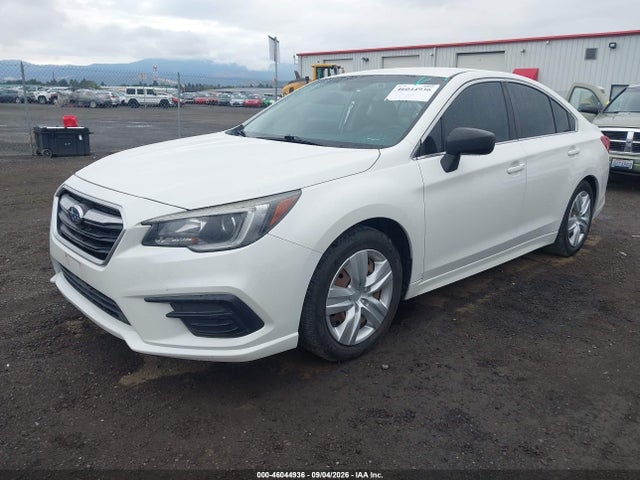 46044936 :رقم المزاد ، 4S3BNAB65K3015497 vin ، 2019 Subaru Legacy 2.5i مزاد بيع