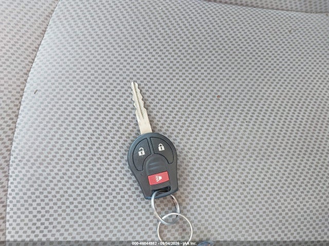 JN8AS5MT3FW152042 Nissan Rogue Select S