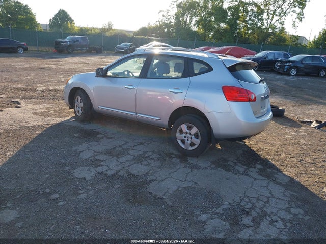 JN8AS5MT3FW152042 Nissan Rogue Select S