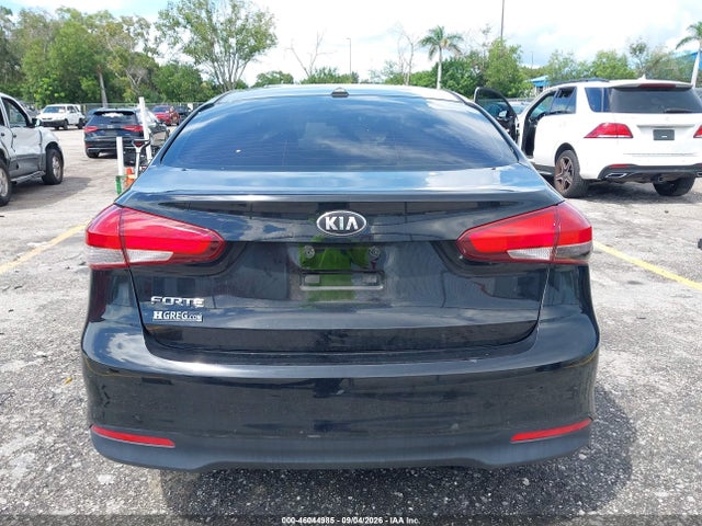 2017 Kia Forte Lx მანქანა იყიდება აუქციონზე, vin: 3KPFK4A74HE145617, აუქციონის ნომერი: 46044985