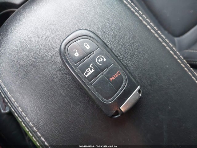 2015 Jeep Cherokee Limited მანქანა იყიდება აუქციონზე, vin: 1C4PJLDS8FW656557, აუქციონის ნომერი: 46044999