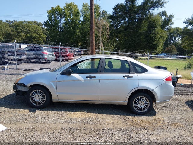 Продаж на аукціоні авто 2011 Ford Focus Se, vin: 1FAHP3FN2BW152984, номер лоту: 46045097