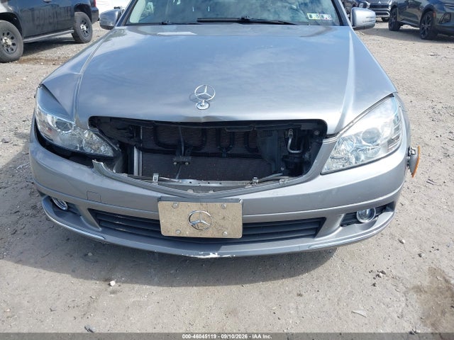 46045119 :رقم المزاد ، WDDGF8BB2BR168995 vin ، 2011 Mercedes-benz C 300 Luxury 4matic مزاد بيع