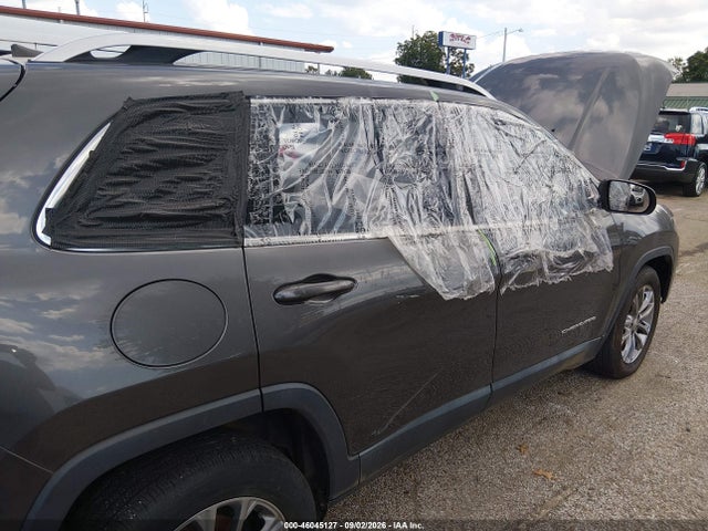 Продаж на аукціоні авто 2019 Jeep Cherokee Latitude Plus Fwd, vin: 1C4PJLLB8KD358288, номер лоту: 46045127