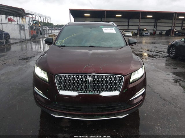 2019 Lincoln Mkc Standard მანქანა იყიდება აუქციონზე, vin: 5LMCJ1C93KUL18211, აუქციონის ნომერი: 46045130