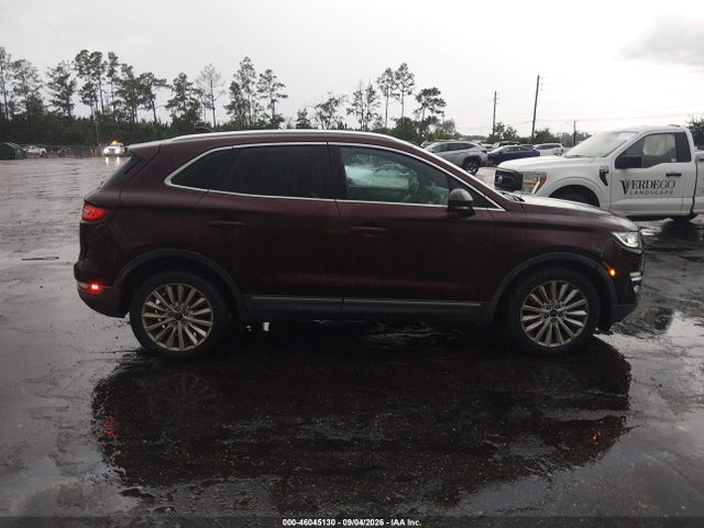 2019 Lincoln Mkc Standard მანქანა იყიდება აუქციონზე, vin: 5LMCJ1C93KUL18211, აუქციონის ნომერი: 46045130