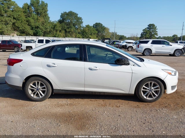 1FADP3F22HL331153 Ford FOCUS SE