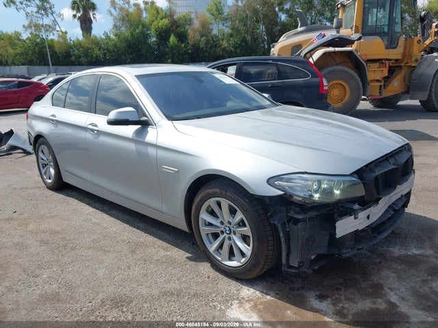 46045194 :رقم المزاد ، WBA5A5C58GG351602 vin ، 2016 Bmw 528i مزاد بيع