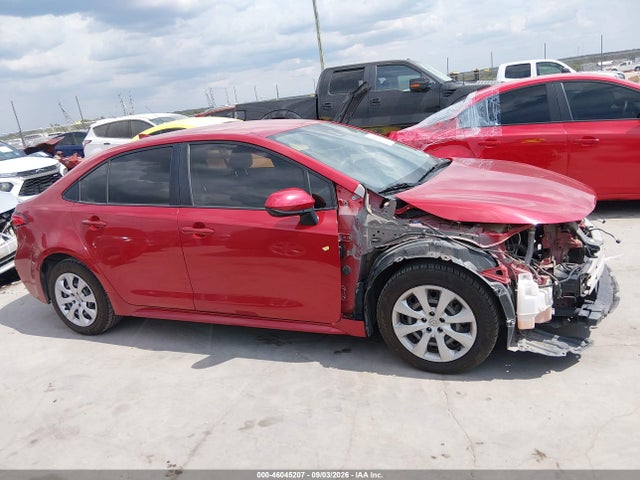 Продажа на аукционе авто 2021 Toyota Corolla Le, vin: JTDEPMAEXMJ163628, номер лота: 46045207