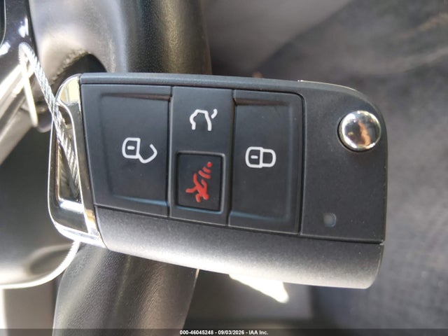 46045248 :رقم المزاد ، 3VWG57AU6KM033656 vin ، 2019 Volkswagen Golf مزاد بيع
