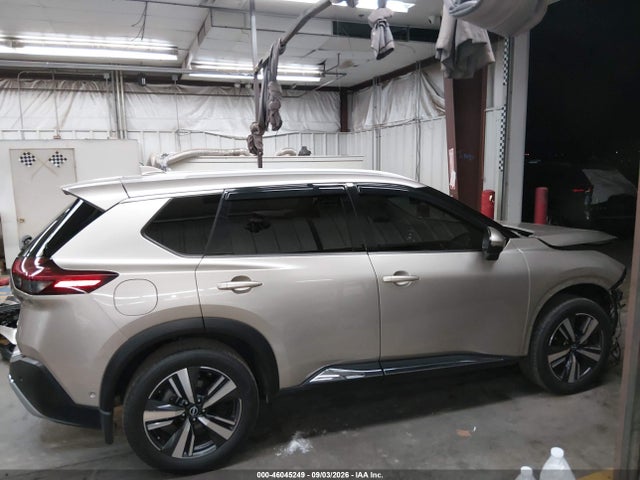 JN8BT3DC5PW103898 Nissan Rogue Platinum Fwd