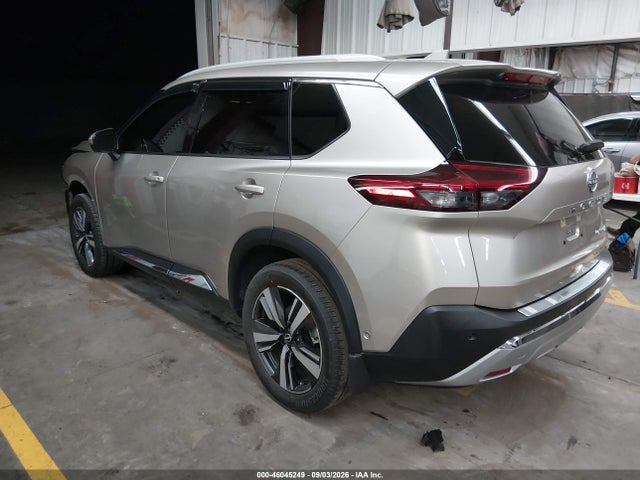 JN8BT3DC5PW103898 Nissan Rogue Platinum Fwd