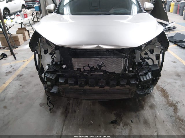 JN8BT3DC5PW103898 Nissan Rogue Platinum Fwd