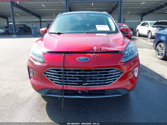1FMCU9J99MUA62204 Ford Escape Titanium