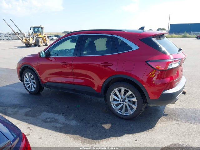 1FMCU9J99MUA62204 Ford Escape Titanium