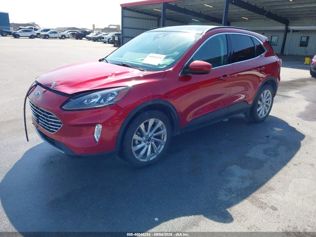 1FMCU9J99MUA62204 Ford Escape Titanium