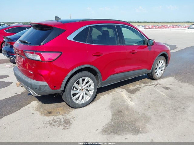 1FMCU9J99MUA62204 Ford Escape Titanium