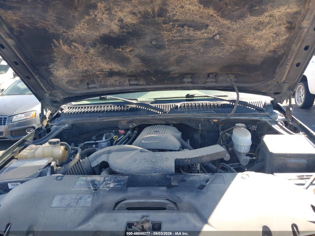 46045277 :رقم المزاد ، 1GNEC13V95R114079 vin ، 2005 Chevrolet Tahoe Ls مزاد بيع