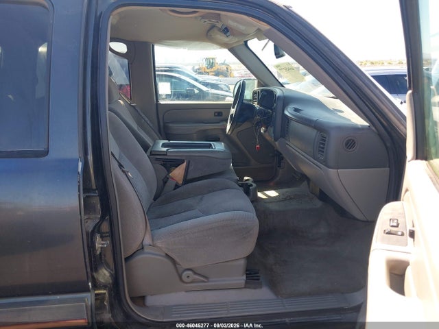 46045277 :رقم المزاد ، 1GNEC13V95R114079 vin ، 2005 Chevrolet Tahoe Ls مزاد بيع