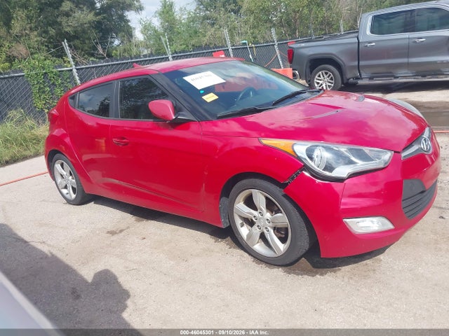2013 Hyundai Veloster Base W/black მანქანა იყიდება აუქციონზე, vin: KMHTC6AD2DU161016, აუქციონის ნომერი: 46045301