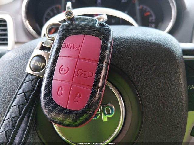 Продажа на аукционе авто 2015 Jeep Grand Cherokee Overland, vin: 1C4RJECG8FC220472, номер лота: 46045303