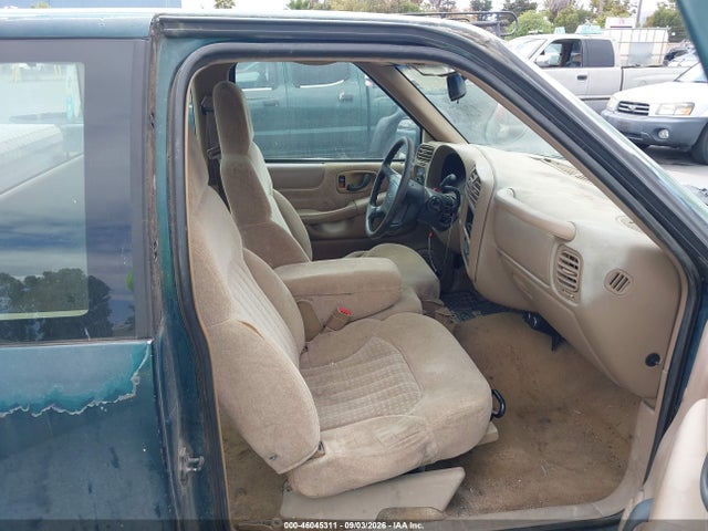 Продаж на аукціоні авто 1998 Chevrolet S-10 Ls Fleetside, vin: 1GCCS1943WK156713, номер лоту: 46045311