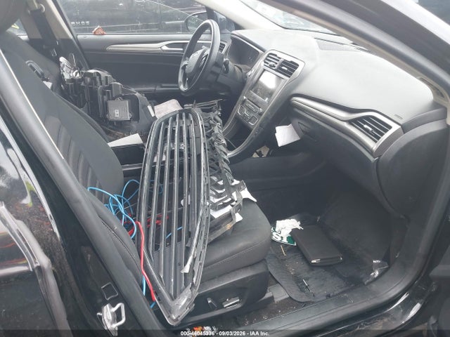 46045336 :رقم المزاد ، 3FA6P0H79JR180318 vin ، 2018 Ford Fusion Se مزاد بيع