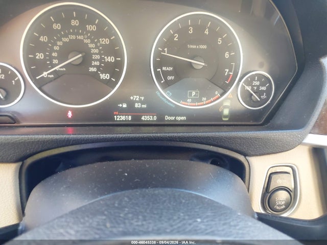 2015 Bmw 328i Xdrive მანქანა იყიდება აუქციონზე, vin: WBA3B5C58FF960066, აუქციონის ნომერი: 46045338