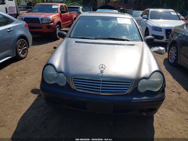 2004 Mercedes-benz C 320 4matic მანქანა იყიდება აუქციონზე, vin: WDBRF84J94F515779, აუქციონის ნომერი: 46045358