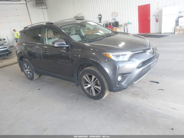 2017 Toyota Rav4 Xle მანქანა იყიდება აუქციონზე, vin: JTMRFREVXHJ120117, აუქციონის ნომერი: 46045360